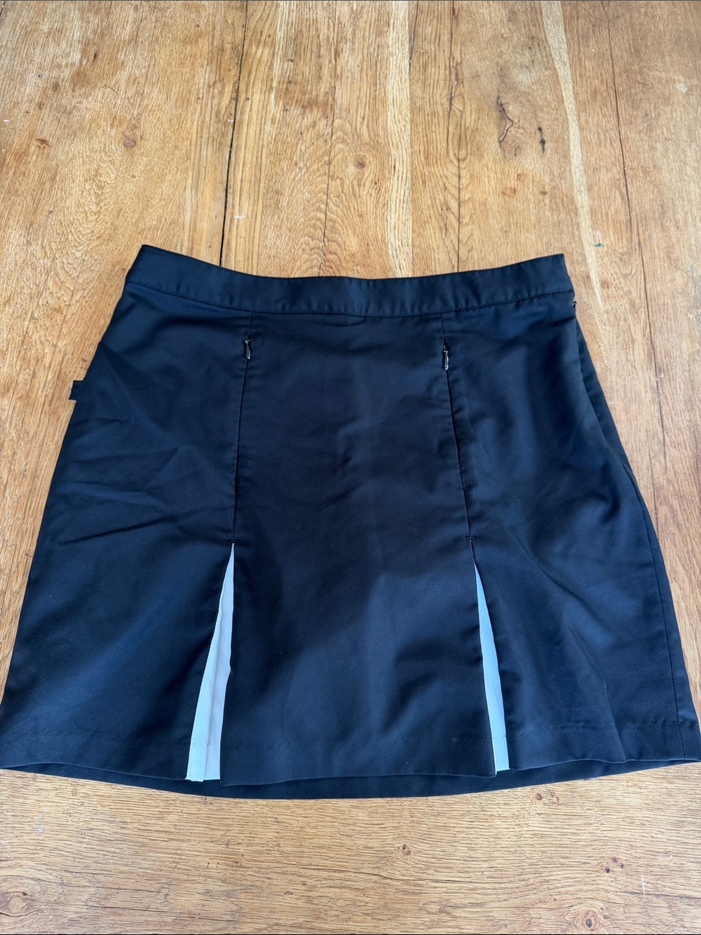 Pleated Golf Skort by Greg Norman size 6